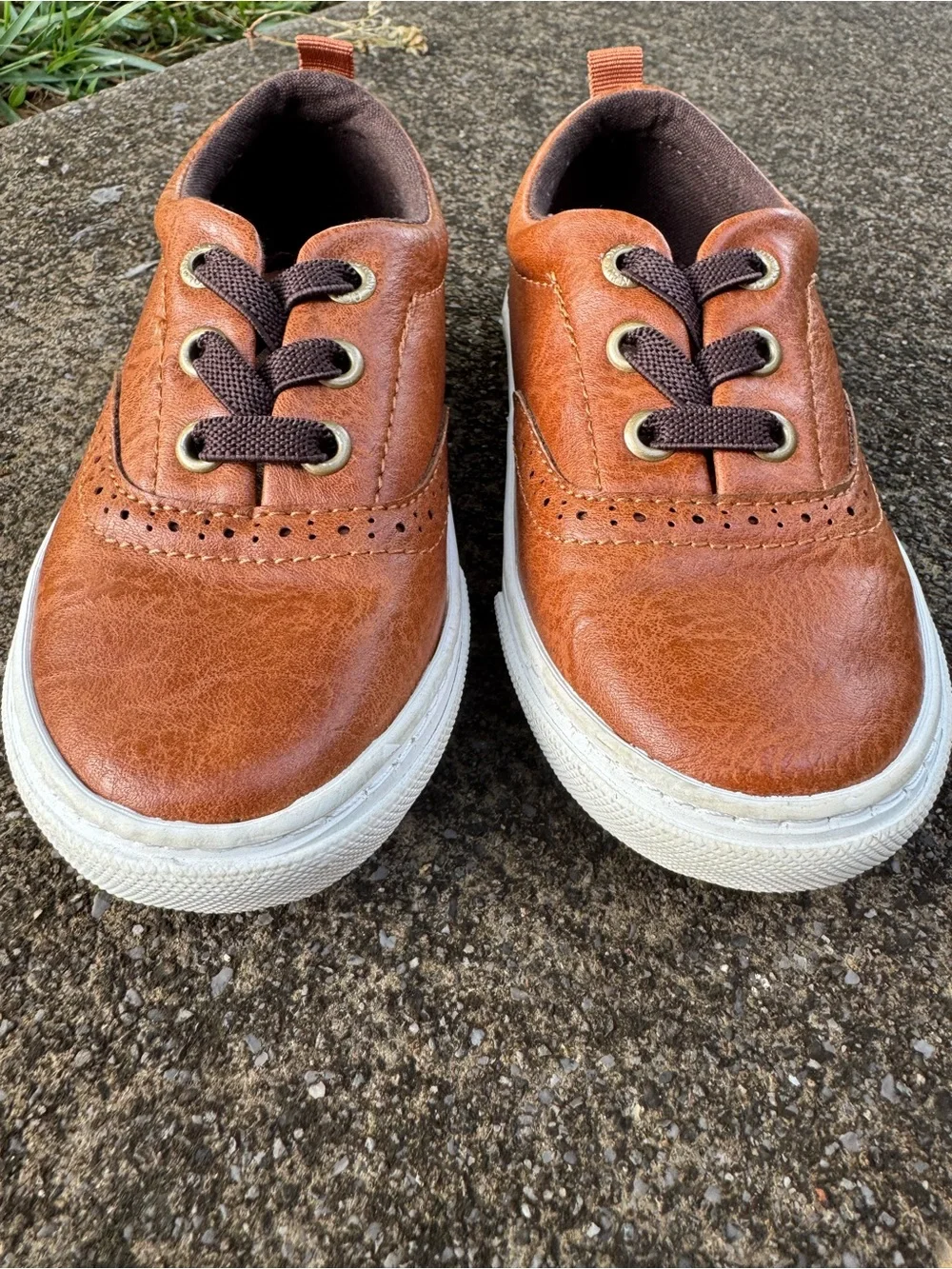 Old Navy Brown Kids Dress Shoes Toddler 8 Church Shoes Sneakers Casual